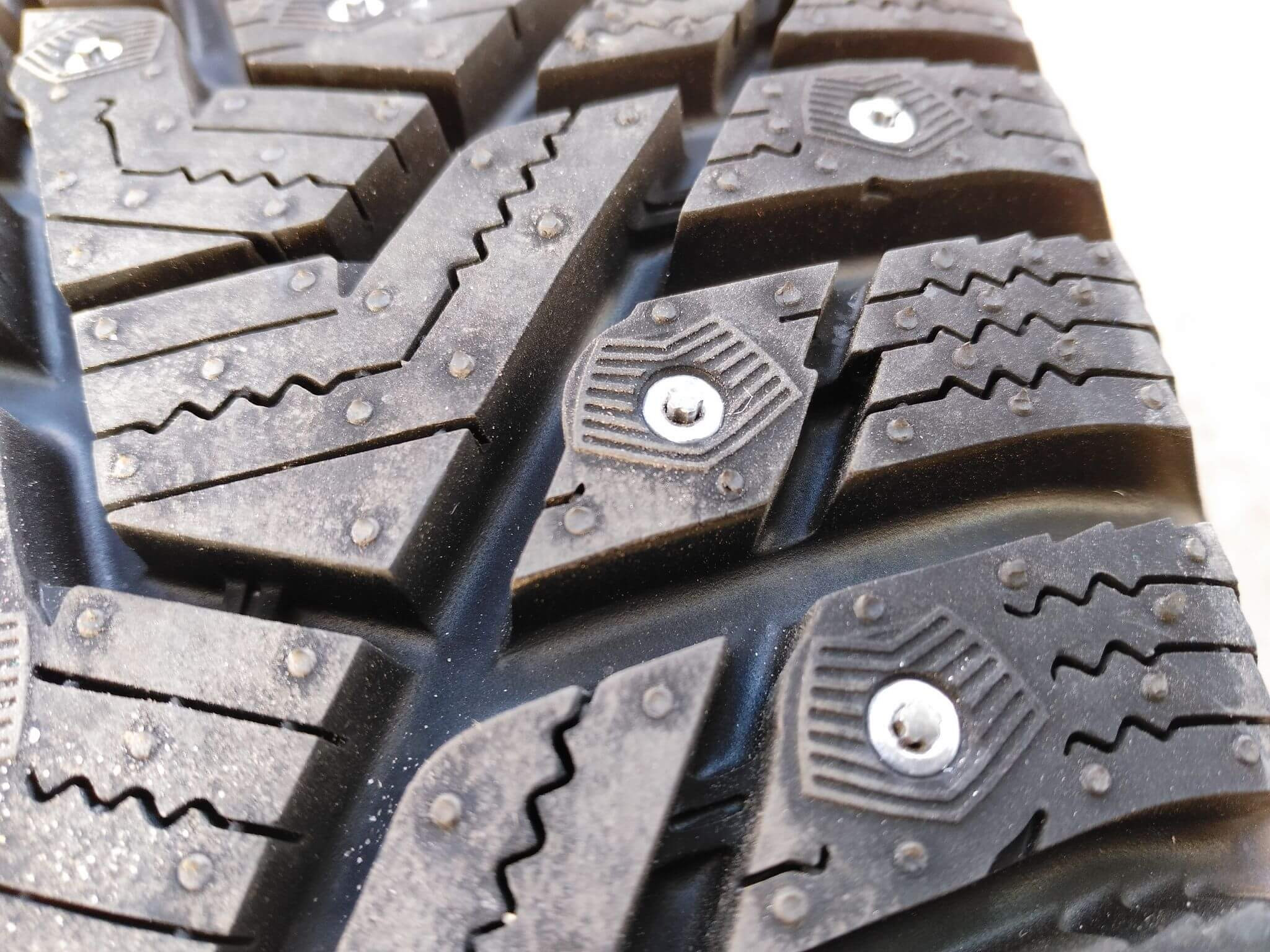 Hankook Winter I*Pike RS2 W429 185/70 R14 92T (XL) купить в KOLOBOX